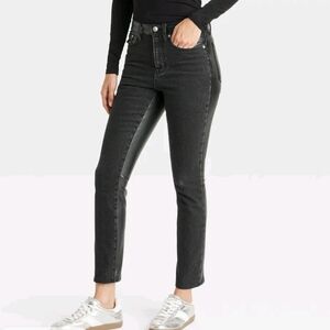 Women's Universal Tread Mid Rise 80's Jeans with Leather Accents